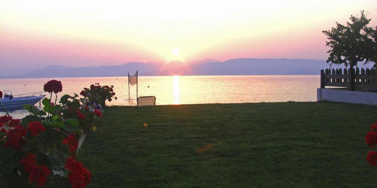 Seafront * Kávos